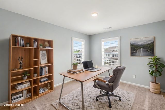 182 Oasis Dr, La Vergne, TN 37086