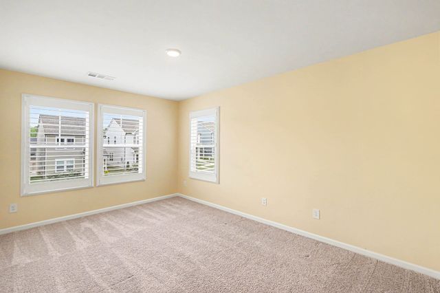 182 Oasis Dr, La Vergne, TN 37086