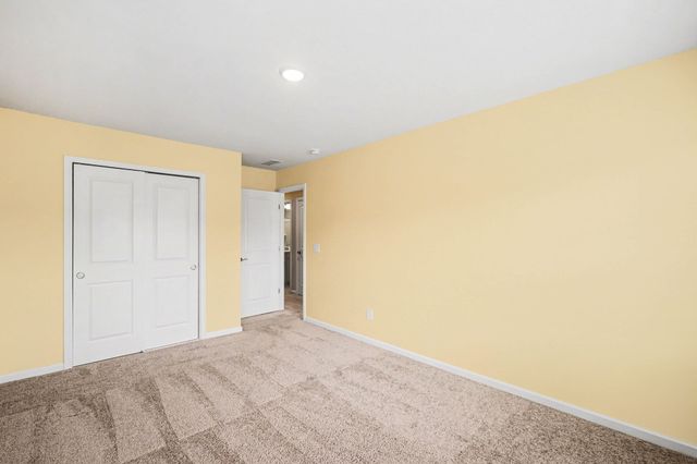 182 Oasis Dr, La Vergne, TN 37086