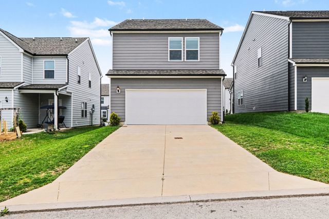 182 Oasis Dr, La Vergne, TN 37086