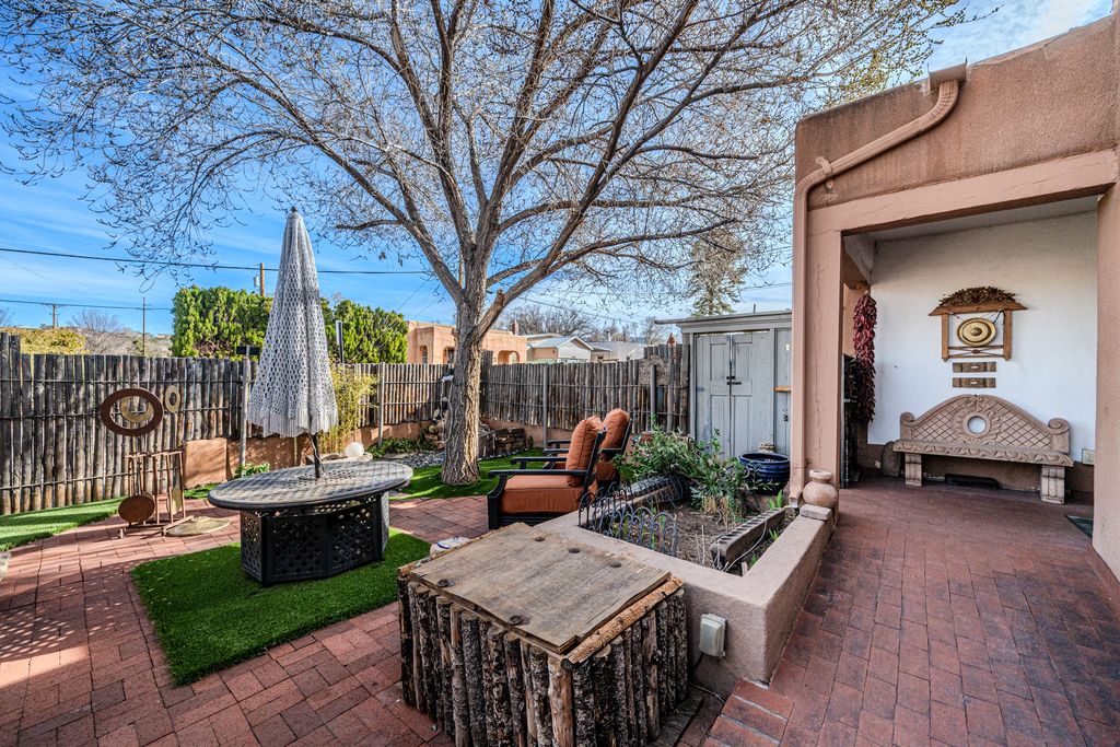 328 Staab Street, Santa Fe, NM 87501