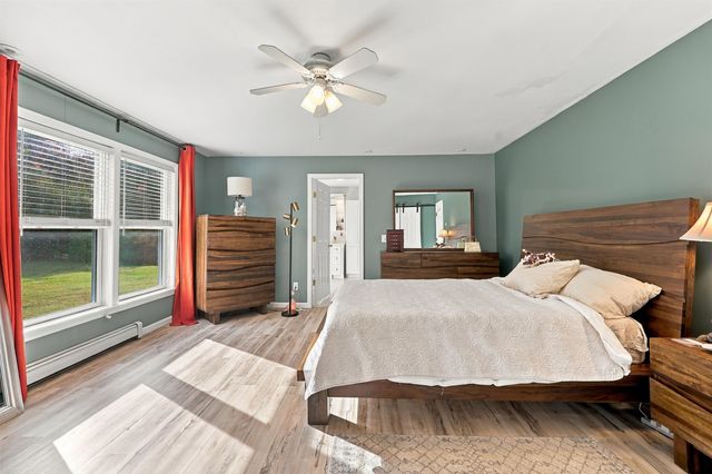 39 Stumpfield Road, East Kingston, NH 03827