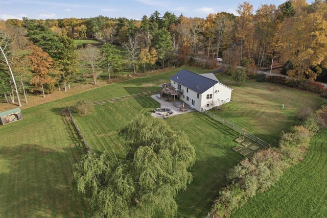 39 Stumpfield Road, East Kingston, NH 03827