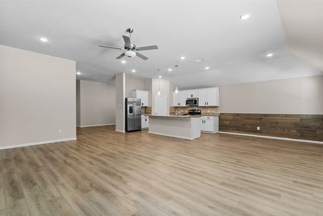 1137 Chandler Drive, Crowley, TX 76036