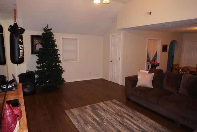 557 Chestnut Street, Lexington, KY 40508