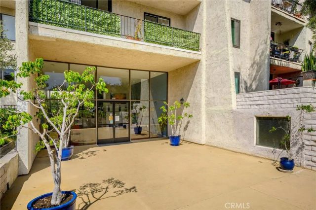 1401 Valley View 329, Glendale, CA 91202
