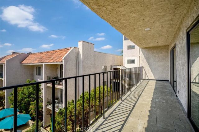 1401 Valley View 329, Glendale, CA 91202