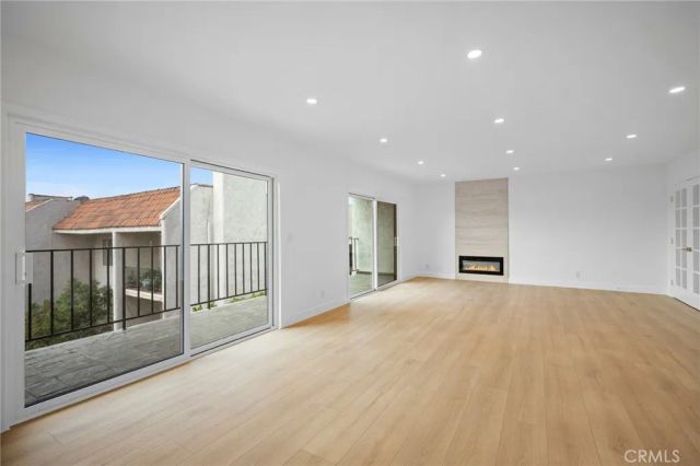 1401 Valley View 329, Glendale, CA 91202