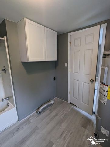 3657 Vivian Road, Frenchtown Twp, MI 48162
