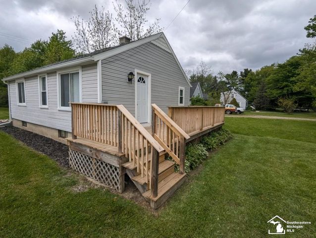 3657 Vivian Road, Frenchtown Twp, MI 48162