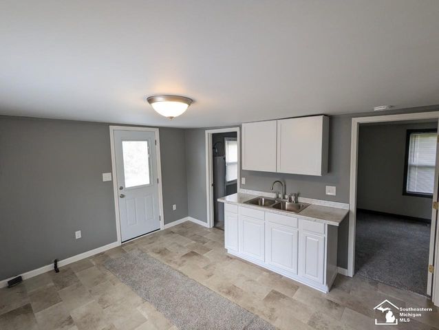 3657 Vivian Road, Frenchtown Twp, MI 48162