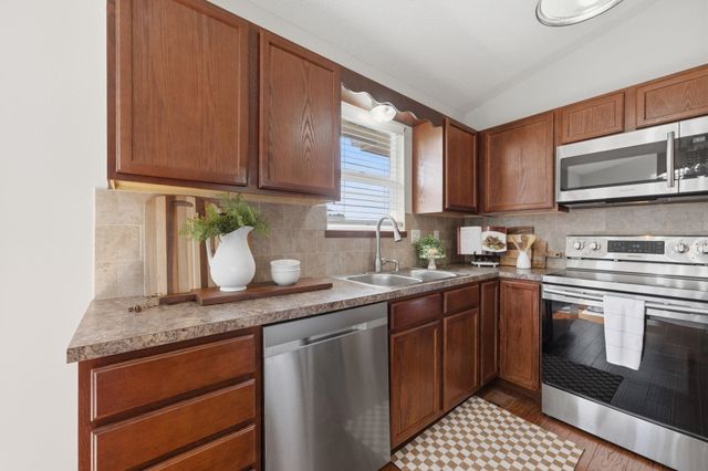1705 N Nickelton Circle, Wichita, KS 67235