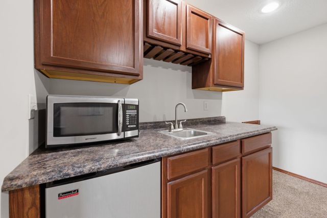 1705 N Nickelton Circle, Wichita, KS 67235