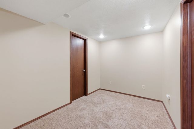 1705 N Nickelton Circle, Wichita, KS 67235