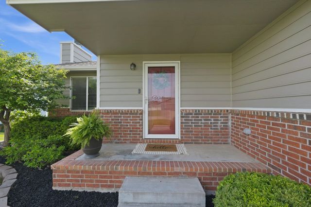 1705 N Nickelton Circle, Wichita, KS 67235