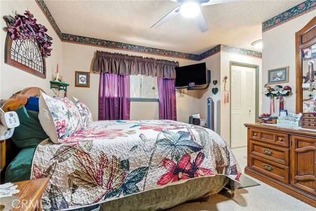 1927 S Chinowth Street, Visalia, CA 93277