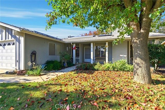 1927 S Chinowth Street, Visalia, CA 93277