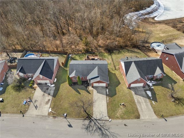 5501 Sky Ridge Road, Charlestown, IN 47111