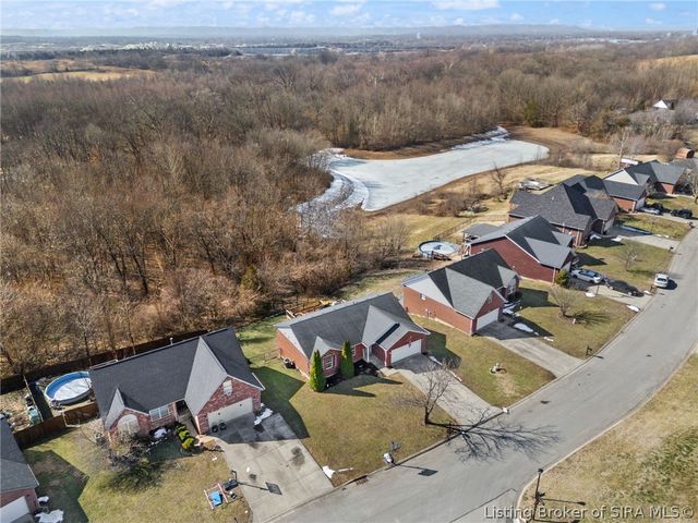 5501 Sky Ridge Road, Charlestown, IN 47111