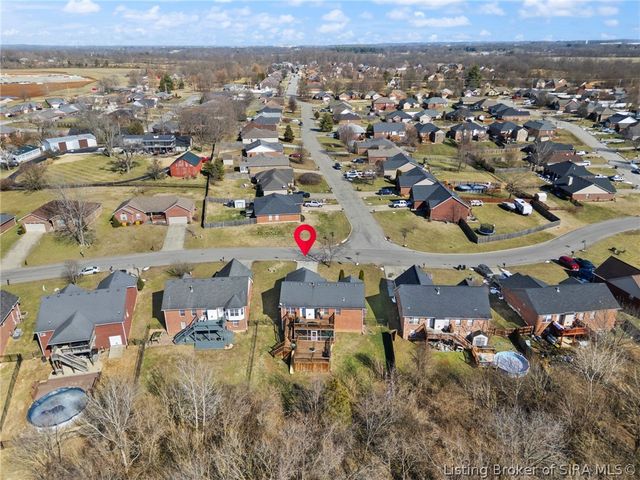 5501 Sky Ridge Road, Charlestown, IN 47111