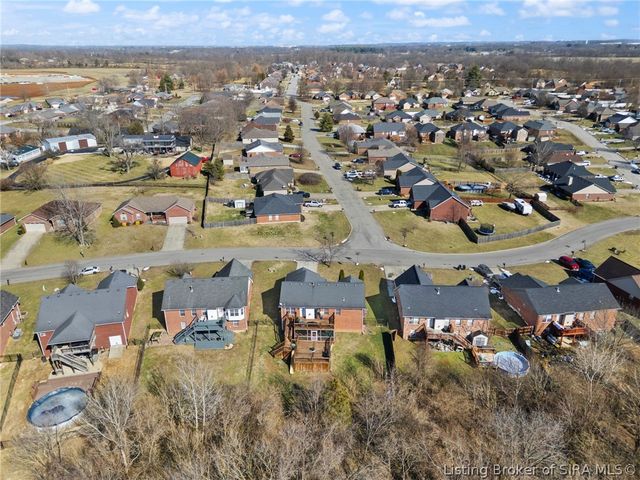 5501 Sky Ridge Road, Charlestown, IN 47111