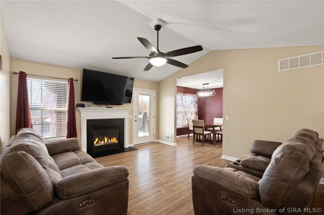 5501 Sky Ridge Road, Charlestown, IN 47111