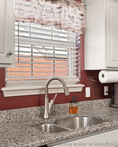 5501 Sky Ridge Road, Charlestown, IN 47111