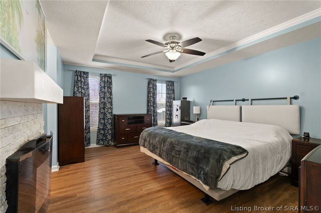 5501 Sky Ridge Road, Charlestown, IN 47111