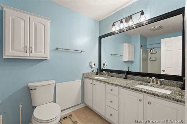 5501 Sky Ridge Road, Charlestown, IN 47111