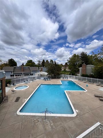 2854 S Kenton Court, Aurora, CO 80014