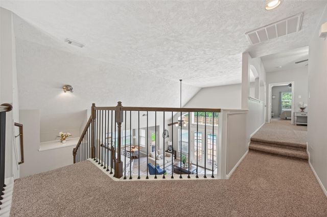 155 E Concord Valley Circle, The Woodlands, TX 77382