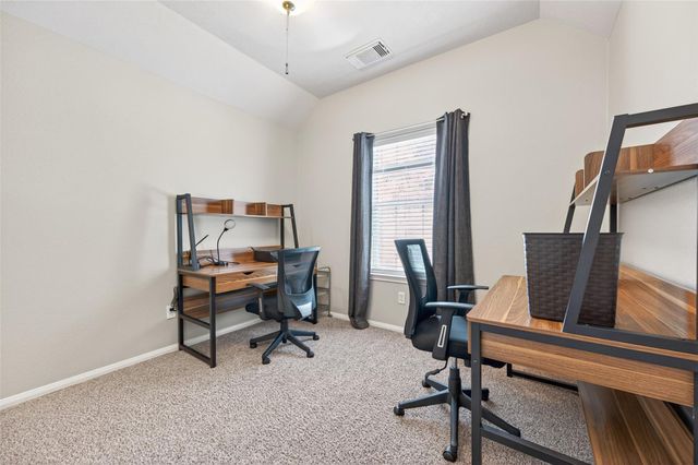 155 E Concord Valley Circle, The Woodlands, TX 77382