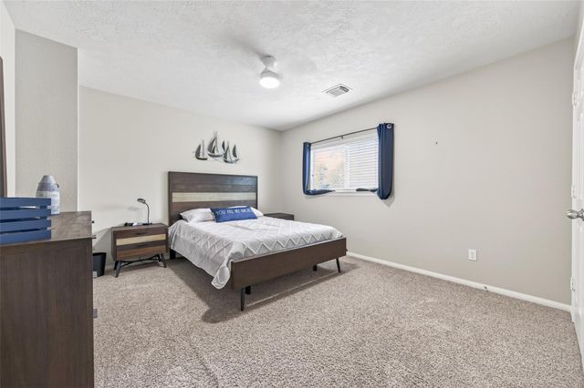 155 E Concord Valley Circle, The Woodlands, TX 77382