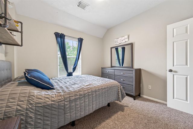 155 E Concord Valley Circle, The Woodlands, TX 77382