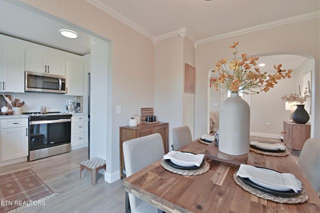 255 Currie Ave, Maryville, TN 37804