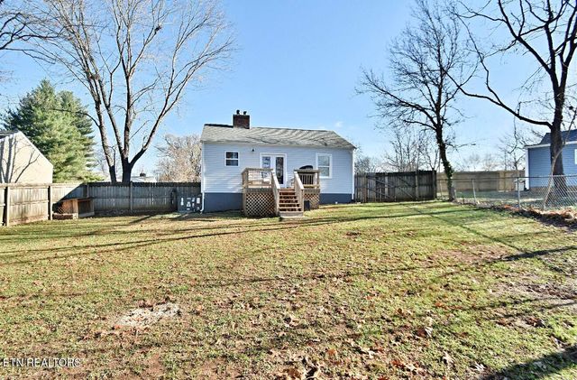 255 Currie Ave, Maryville, TN 37804