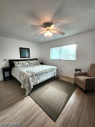 2000 Alamanda DR 206, Naples, FL 34102
