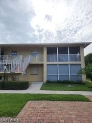 2000 Alamanda DR 206, Naples, FL 34102