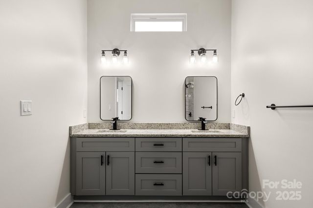 2805 Old Steele Creek Road, Charlotte, NC 28208