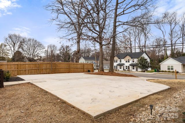 2805 Old Steele Creek Road, Charlotte, NC 28208