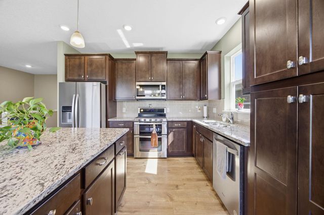 13208 Deerwood Lane N, Dayton, MN 55327