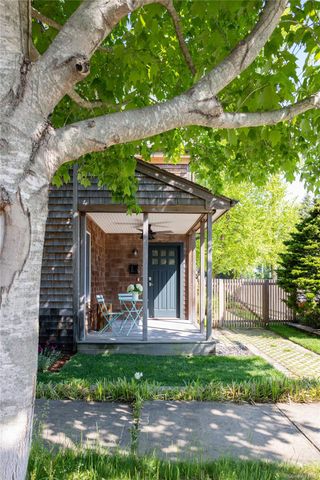 302 Monsell Place, Greenport, NY 11944
