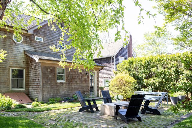 302 Monsell Place, Greenport, NY 11944