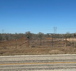 00 FM 2200, Devine, TX 78016