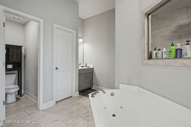 3570 Crooked Tree Court, Southaven, MS 38672