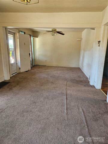 3525 E T Street, Tacoma, WA 98404