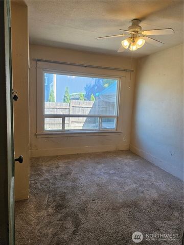 3525 E T Street, Tacoma, WA 98404