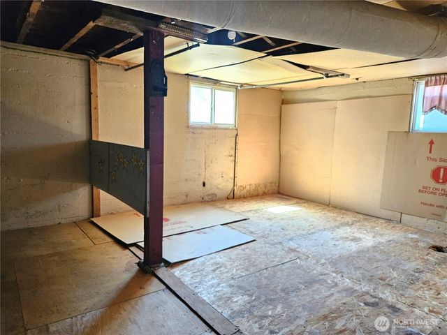 3525 E T Street, Tacoma, WA 98404