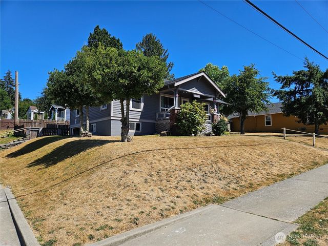 3525 E T Street, Tacoma, WA 98404