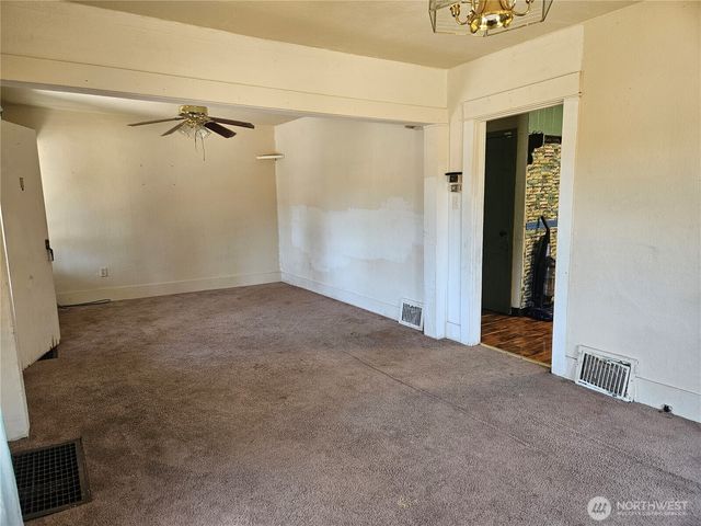 3525 E T Street, Tacoma, WA 98404